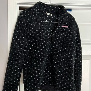 Vineyard Vines Women’s large fleece pullover